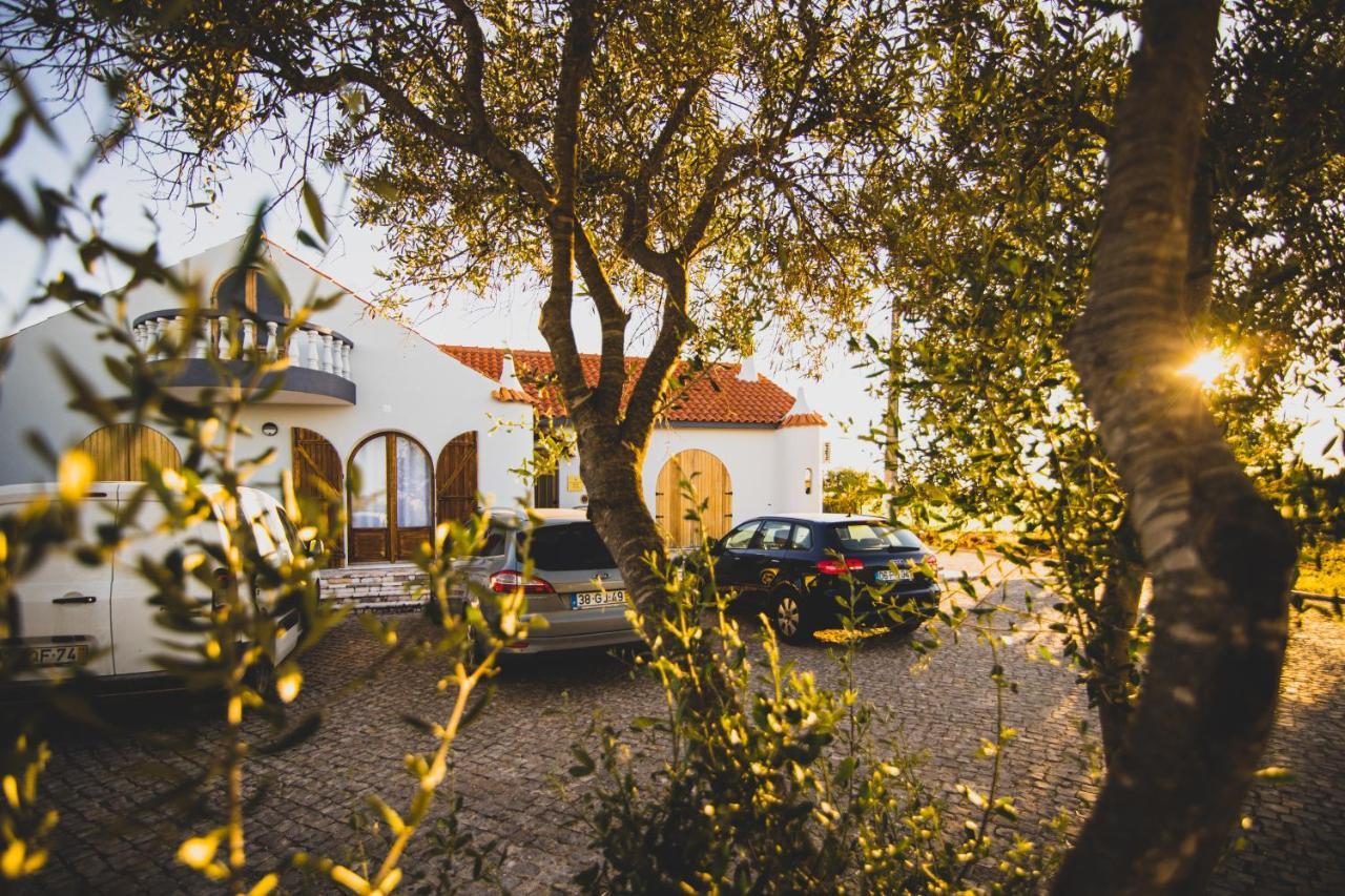 Couette-café With Pool & Garden 3*